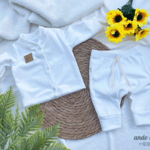 Conjunto Mao Plush Crema