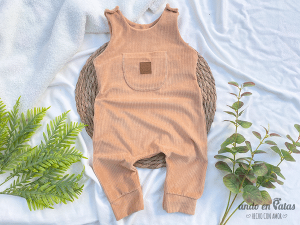 Romper Plush Bastonado Nuez